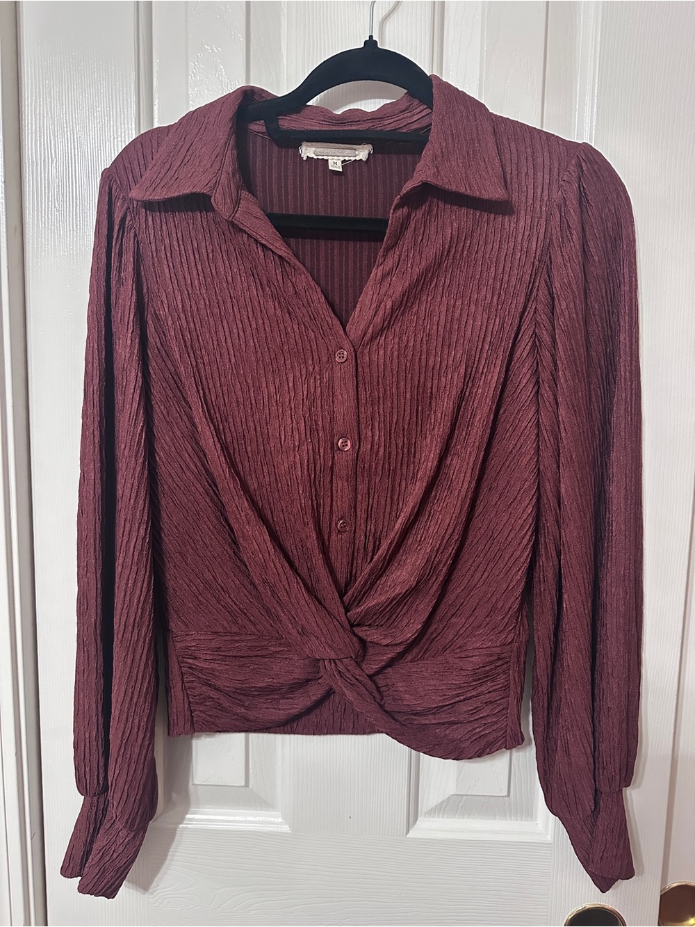 Arden B Mauve Button-Down Twist-Front Blouse